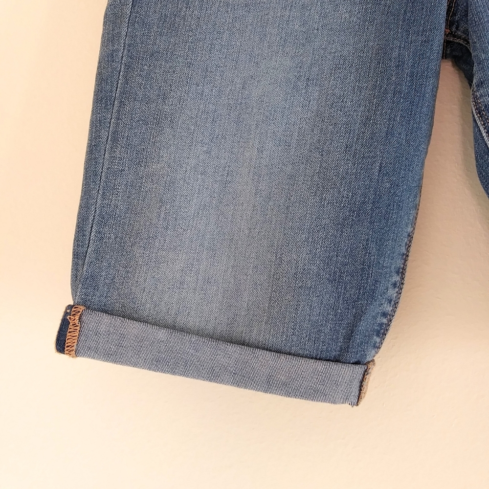 *SOLD* GAP 1969 SKINNY BERMUDA Crop & Roll Denim Shorts - Picture 3 of 13
